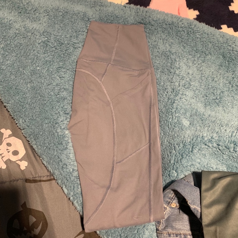 Victoria secret pocket leggings